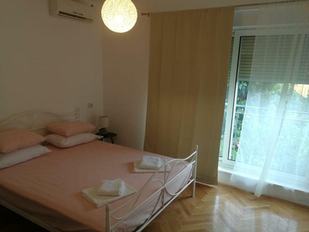 Rooms Marana Split Exterior photo
