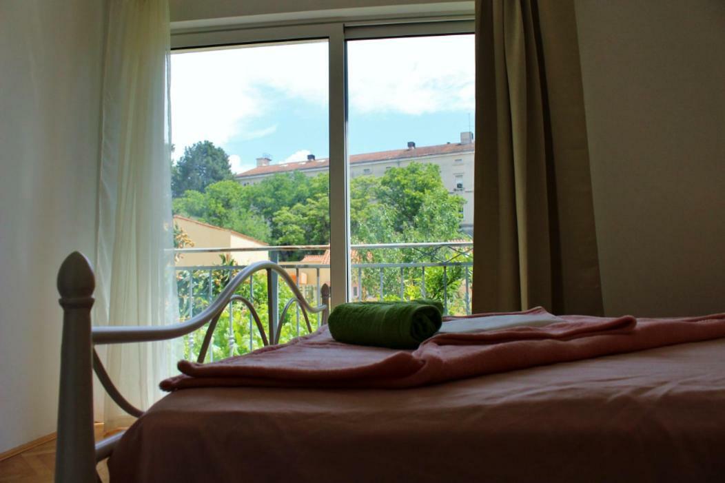 Rooms Marana Split Exterior photo